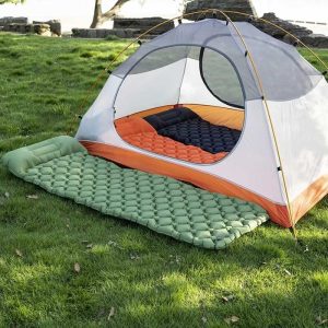 SleepMat, felfújható szőnyeg fejtérrel