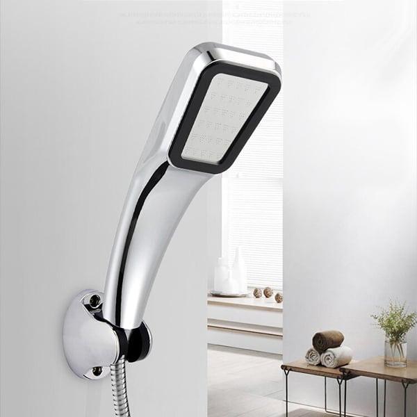 TurboShower, zuhanyzó erős vízsugárral és alacsony energiafogyasztással